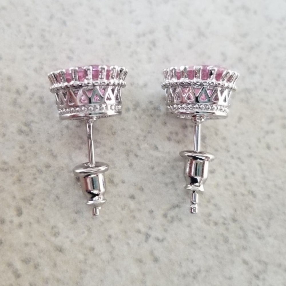 9mm Pink Studs - Picture 3 of 6